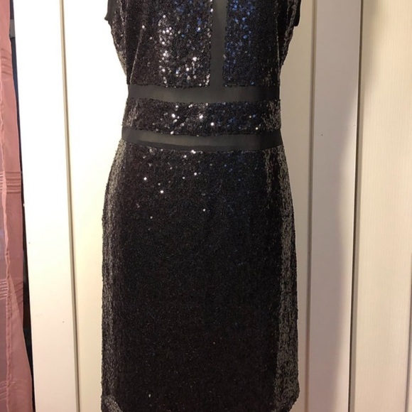 LUNA Black Sequin Dress - Picture 7 of 9